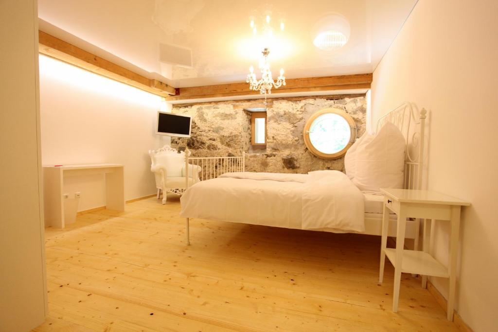 Hotel Rainhof Scheune & Naturpark Restaurant كيشتزارتن المظهر الخارجي الصورة