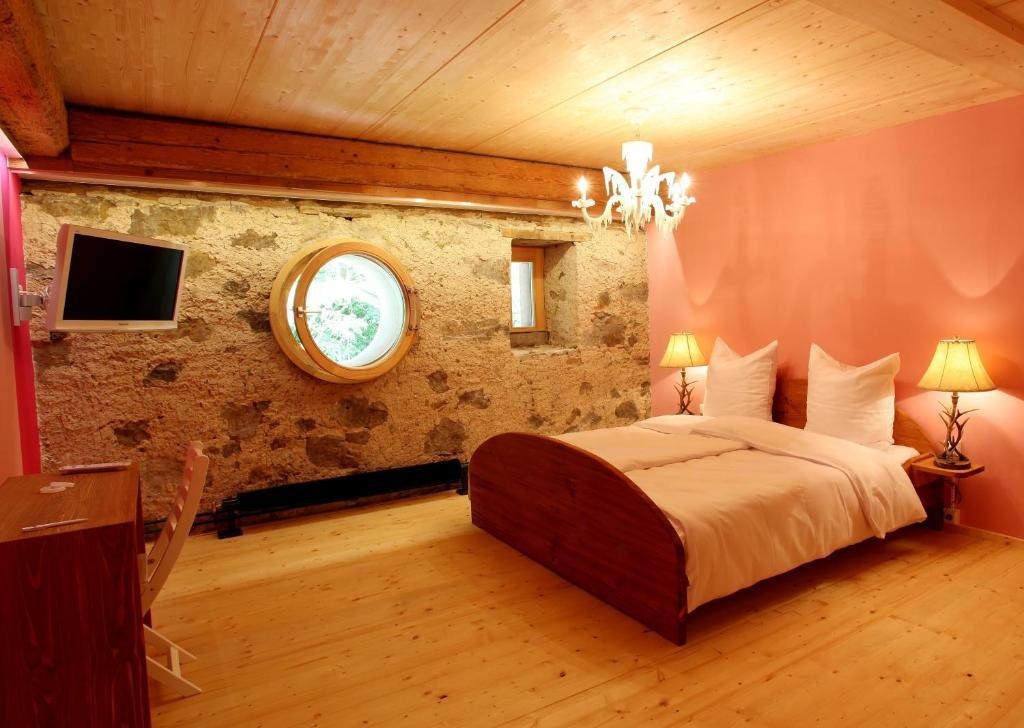 Hotel Rainhof Scheune & Naturpark Restaurant كيشتزارتن المظهر الخارجي الصورة
