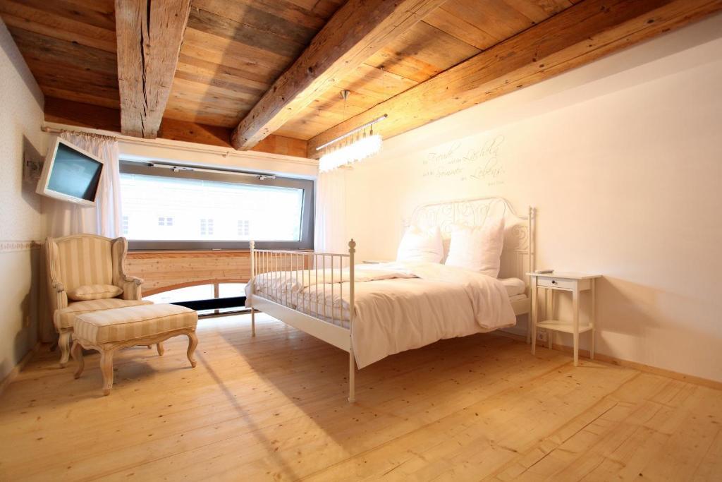 Hotel Rainhof Scheune & Naturpark Restaurant كيشتزارتن الغرفة الصورة